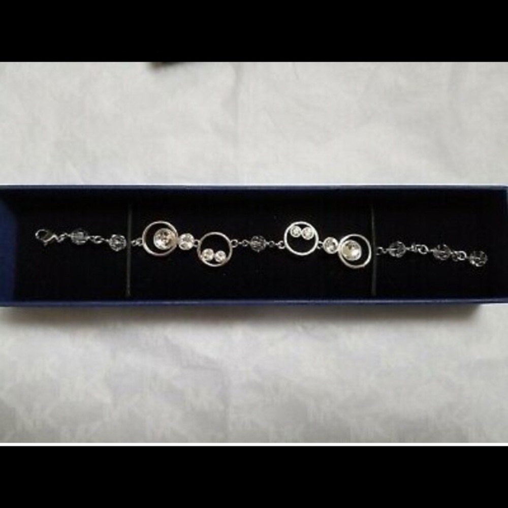 Authentic Swarovski bracelet. Almost new
